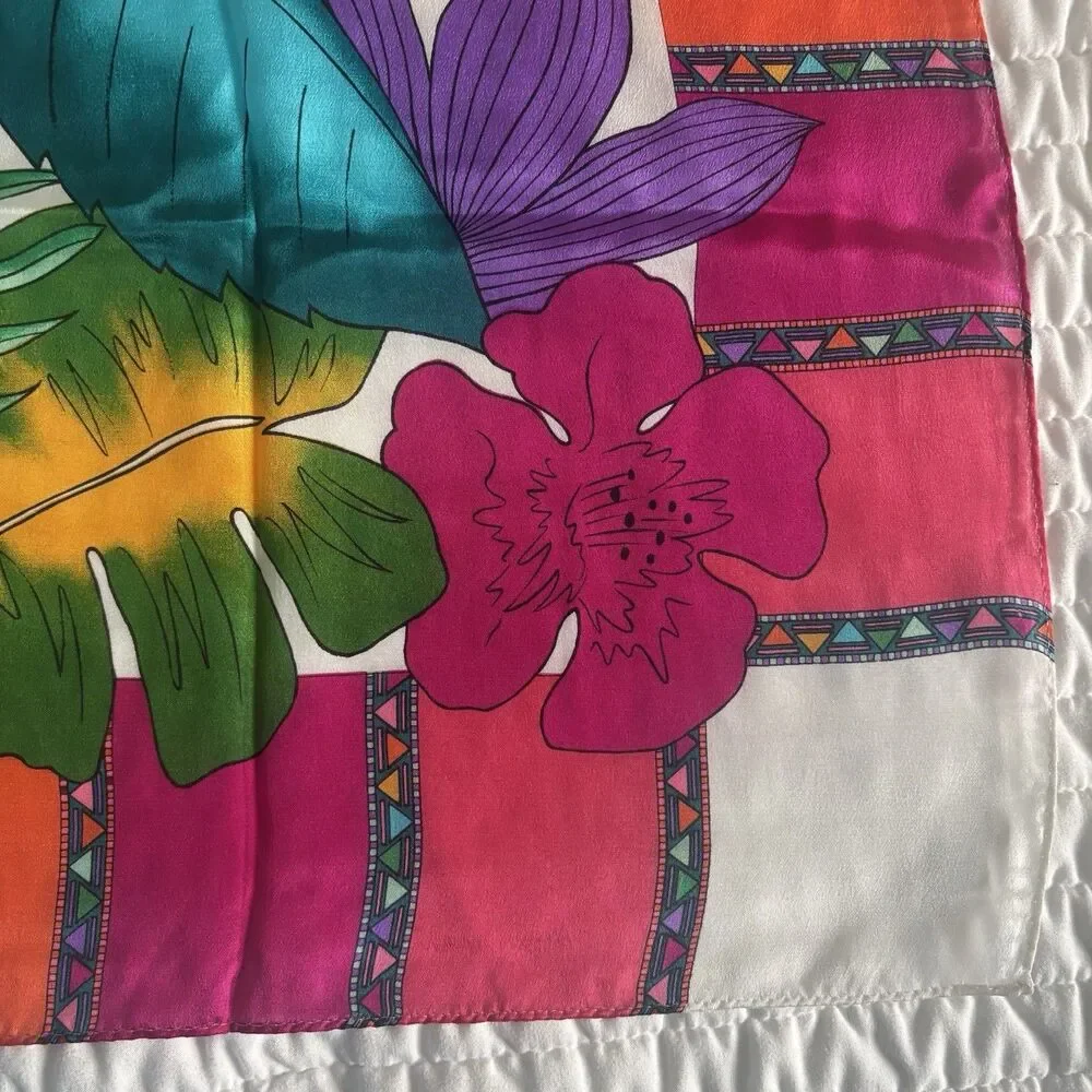 VINTAGE SPECIALTY HOUSE Floral 100% Silk Scarf